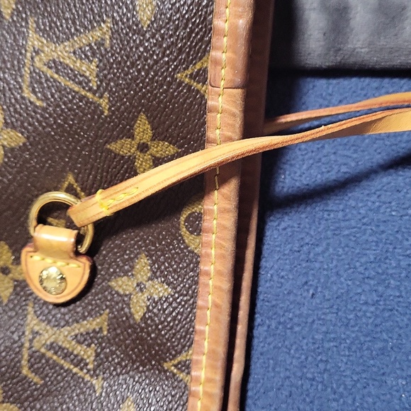 Authentic louis Vuitton neverfull tote - Picture 6 of 10